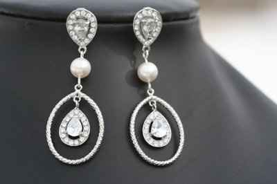 Jewelry---which combo do you like better?  VOTE!!