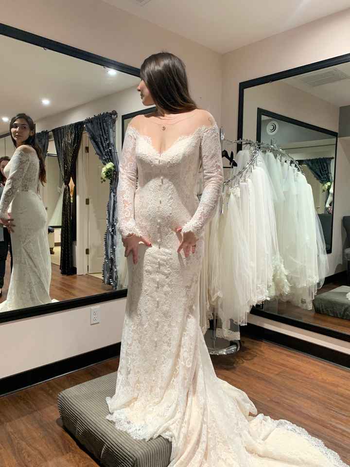 i wanna see the dresses yall didnt get - 3