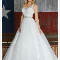 I found my dress!!