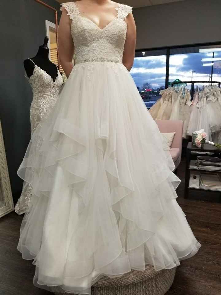 Show me your ball gowns! - 1