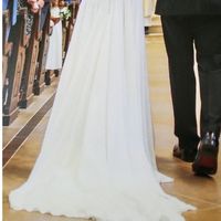 Anyone not bustle their dress? - 2