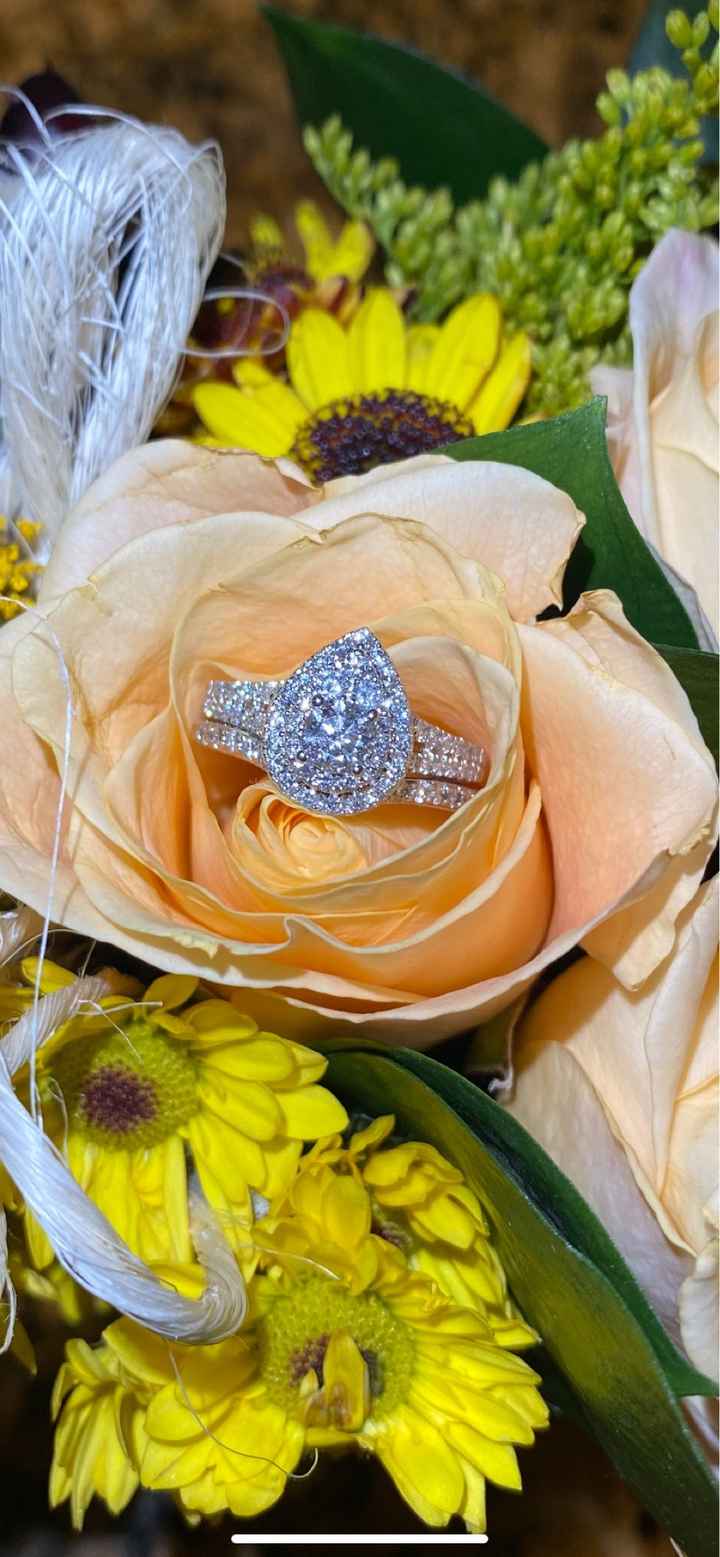 Brides of 2022! Show us your ring! - 1