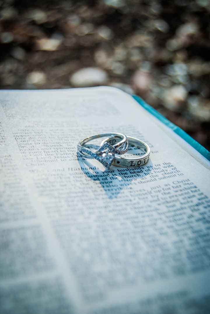 Engagement pics!! (edited with pics.) **PIC HEAVY!!!!!!! :D