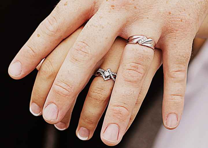 PRO PICS ARE IN!!! :D