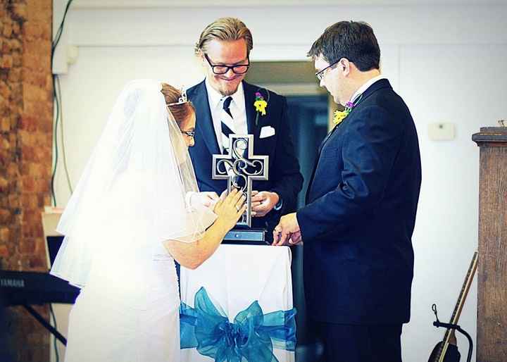 PRO PICS ARE IN!!! :D