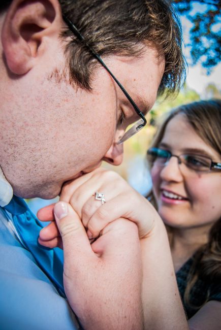 Engagement pics!! (edited with pics.) **PIC HEAVY!!!!!!! :D
