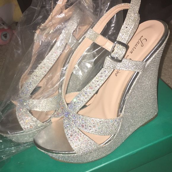 To wear heels or not is the question ?? - 1