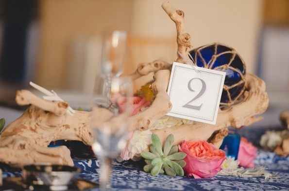 Driftwood or Grapewood Centerpieces?