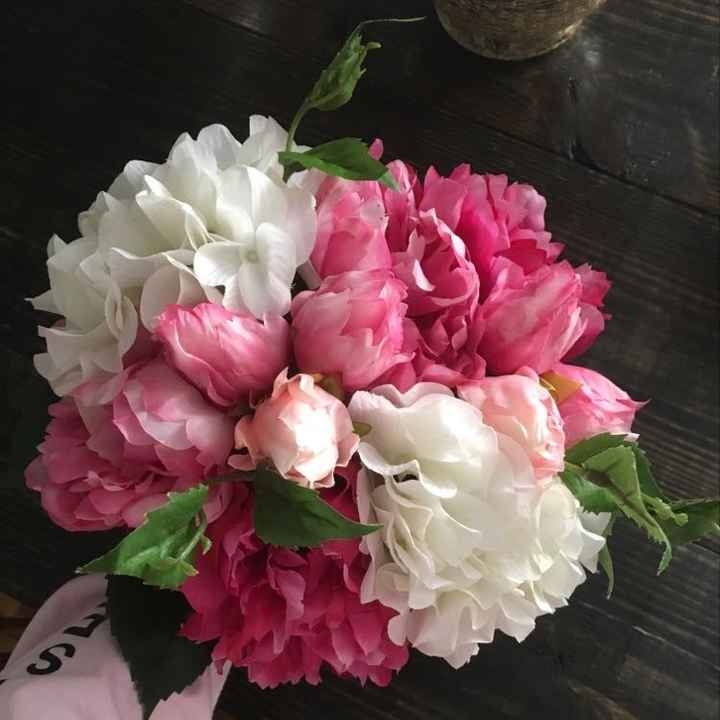 SHOW ME YOUR WEDDING BOUQUET :)