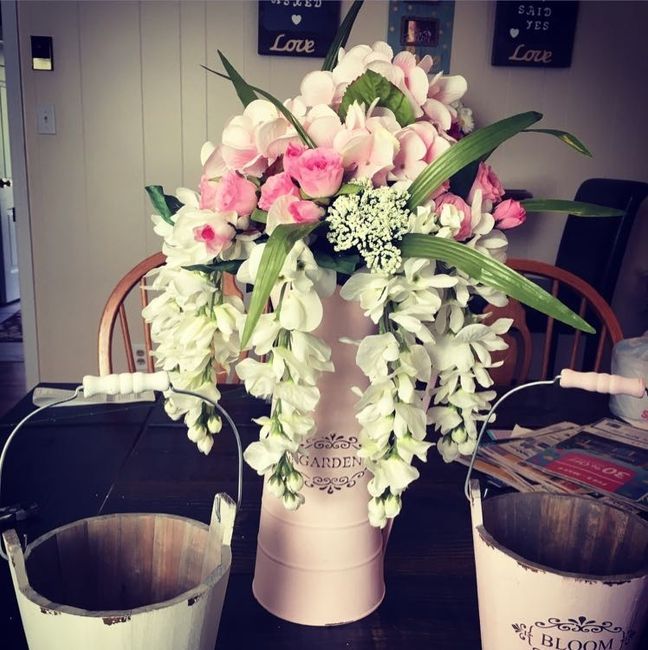 Fake flowers vs real flowers