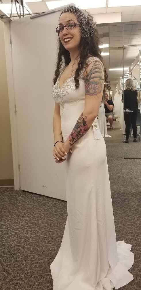 Can’t find a dress! - 1