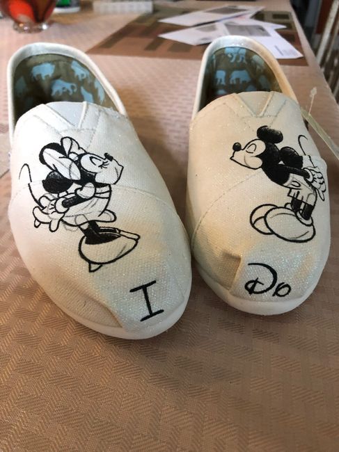 Show me your wedding shoes! 1