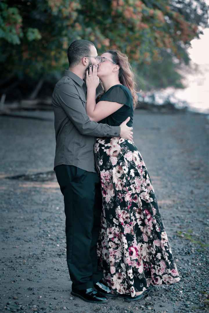 Engagement Photo Outfits - 1