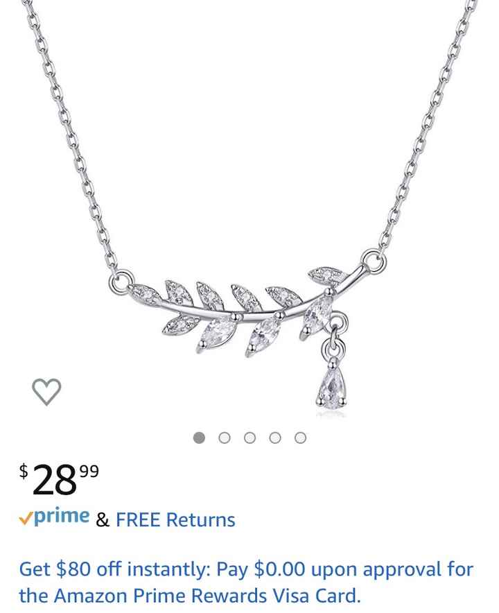 Need opinions! What necklace/earring set is a good choice(if any)? - 1