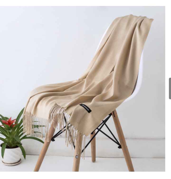 Shawl color opinions - 1