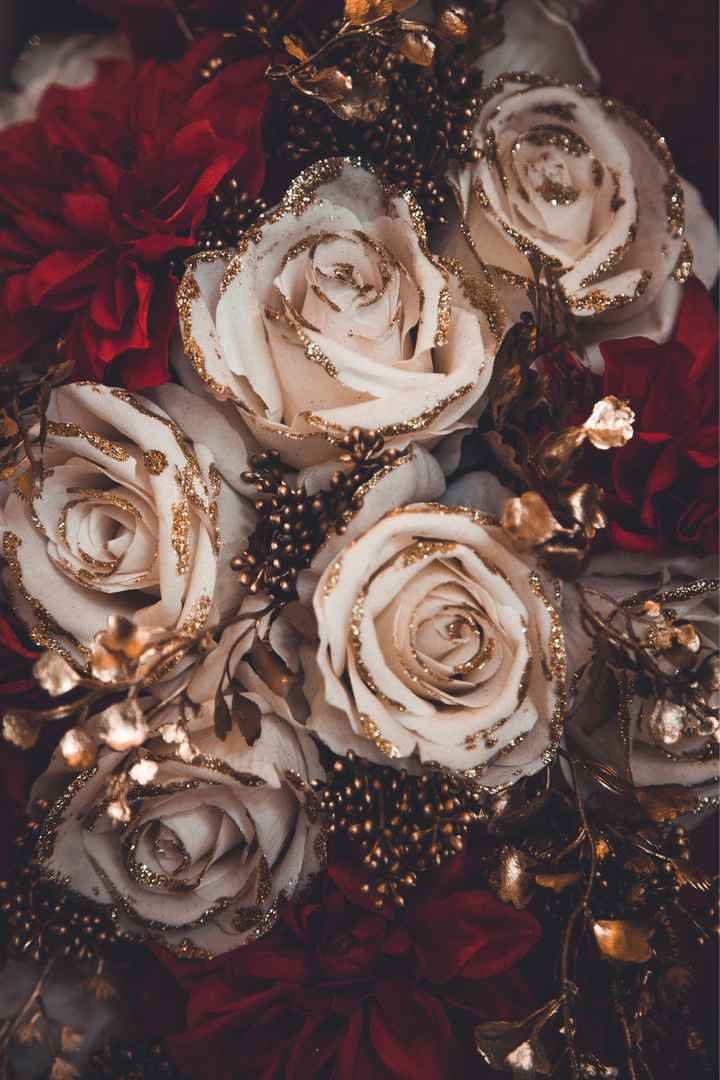 Real or fake flowers?!? - 1