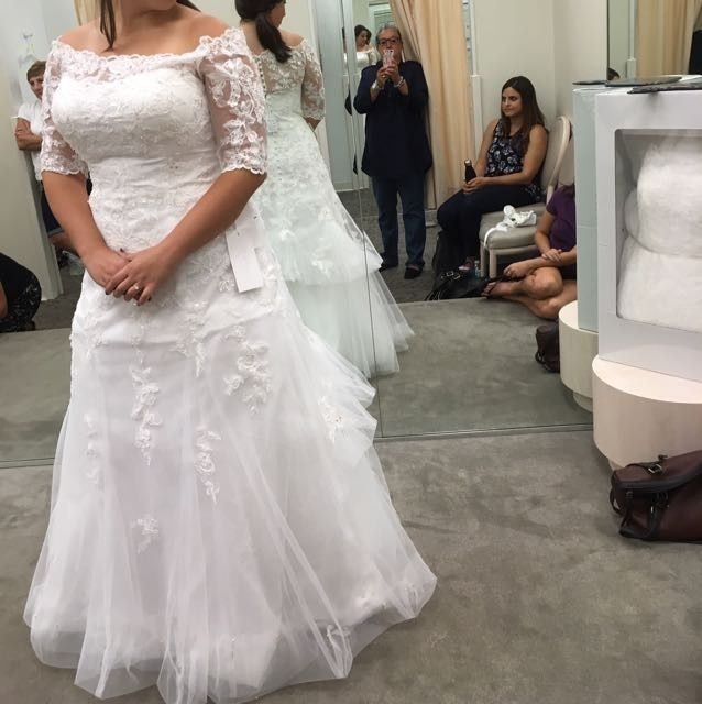LET'S  SEE THE DRESSES