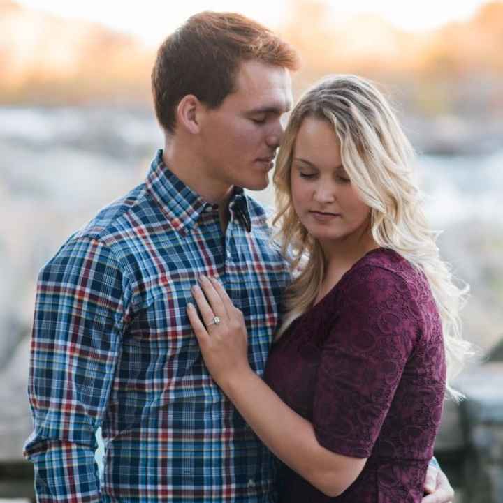 Engagement pictures are here!