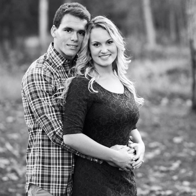 Engagement pictures are here!
