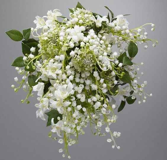 Cascading bouquet