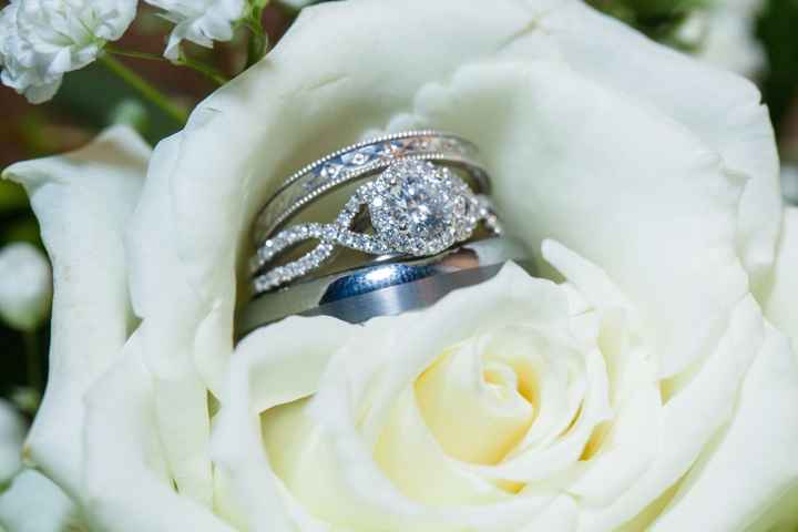 Which wedding band would match with this ring (twisted shank)????