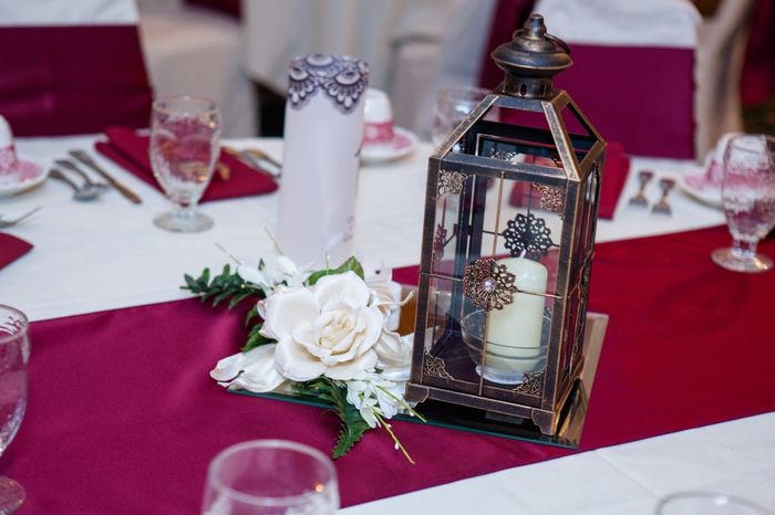 Creating Centerpieces for Fall Wedding