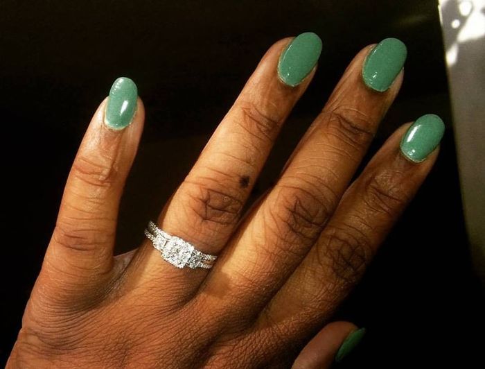 Twist on the ol' Ring Pics!