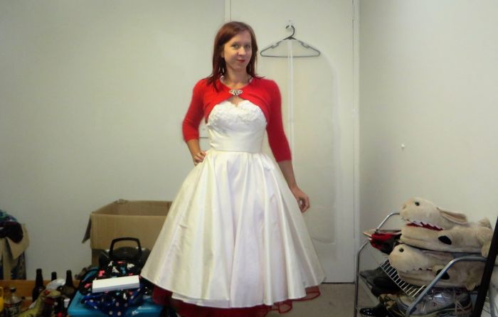 Red angora shrug *pics*