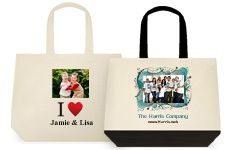 What to put in hotel gift bags for wedding guests? 1