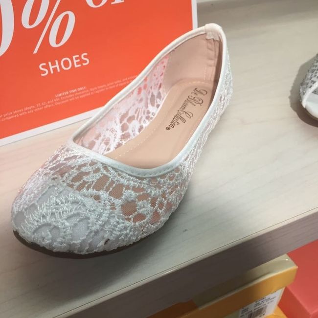 Show off your wedding shoes!