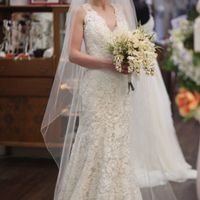 Let's see your lace wedding dresses!