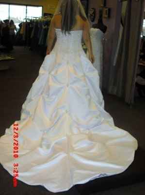 My day turned into a bummer... show me your rings/dresses to cheer me up please!