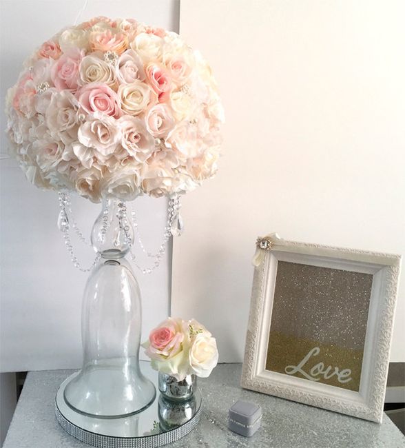 with my glitter love frame 