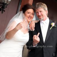 we are HITCHED .. pics included