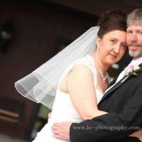 we are HITCHED .. pics included