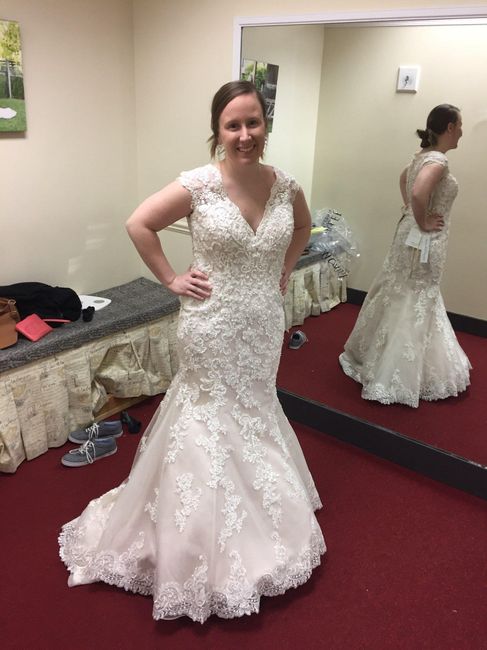 show me your lace trumpet dresses 5