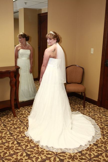 our wedding photos are here