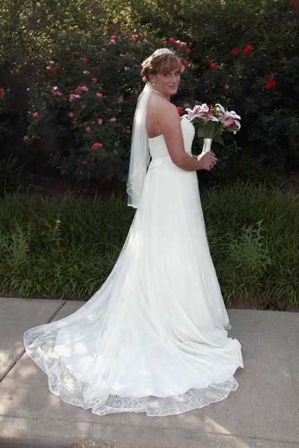 our wedding photos are here