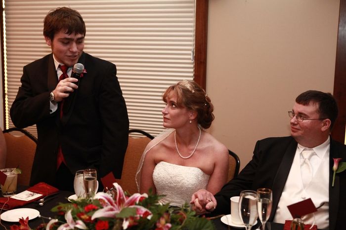 our wedding photos are here