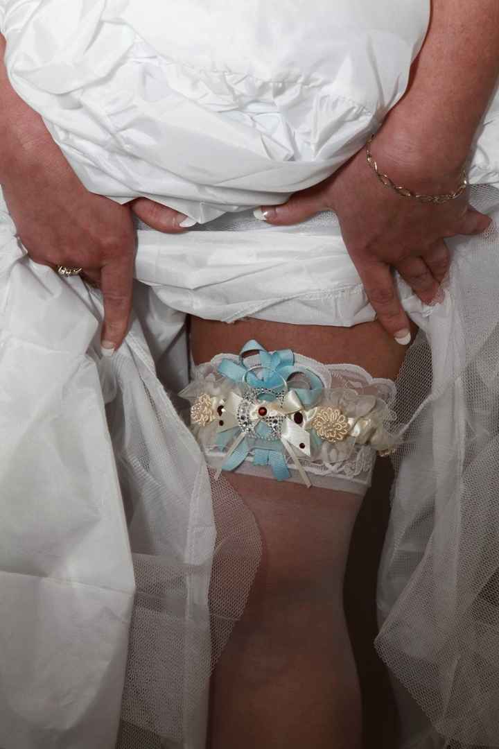 our wedding photos are here