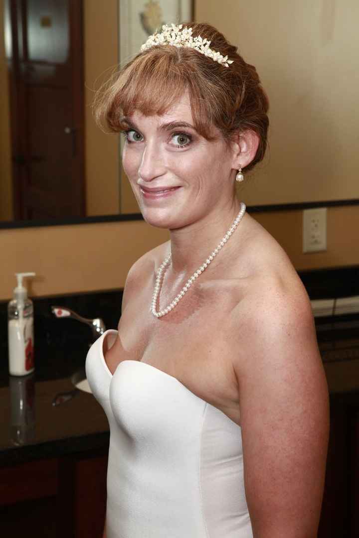 our wedding photos are here