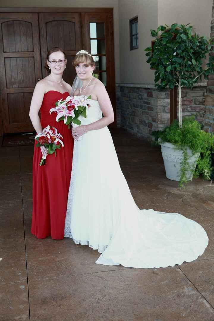 our wedding photos are here