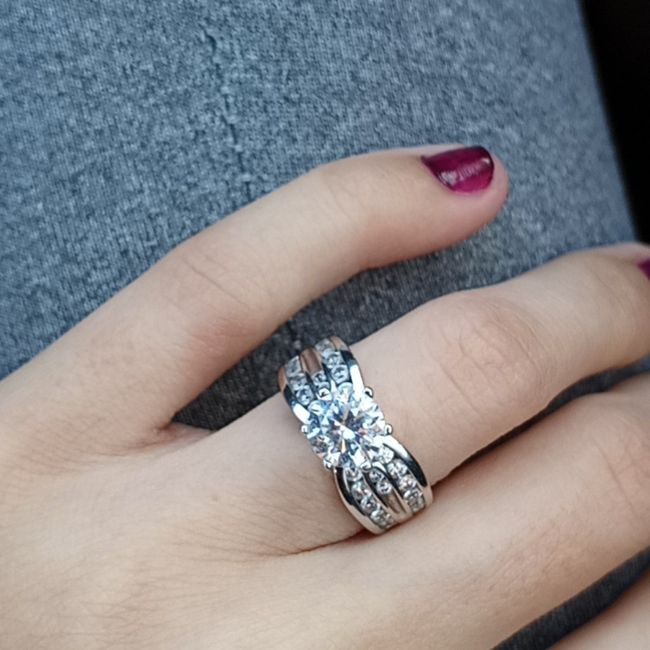 Brides of 2022! Show us your ring! 14