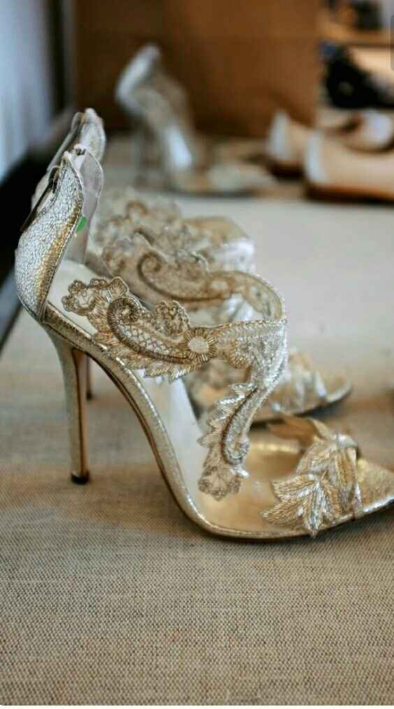 I wanna see your shoes!!!!