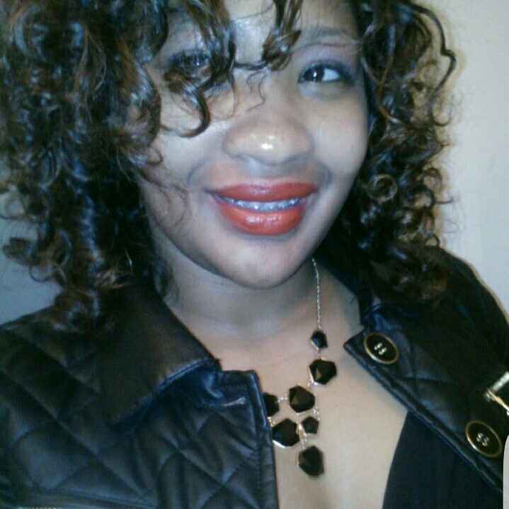 Calling all naturally curly brides...hair help!