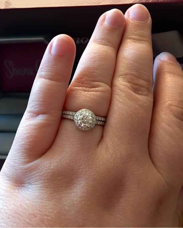 So sparkly....another ring thread.