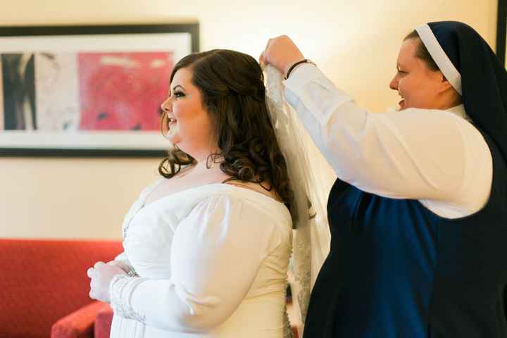 PRO BAM (finally! sorry I'm a little late!) plus size bride :)
