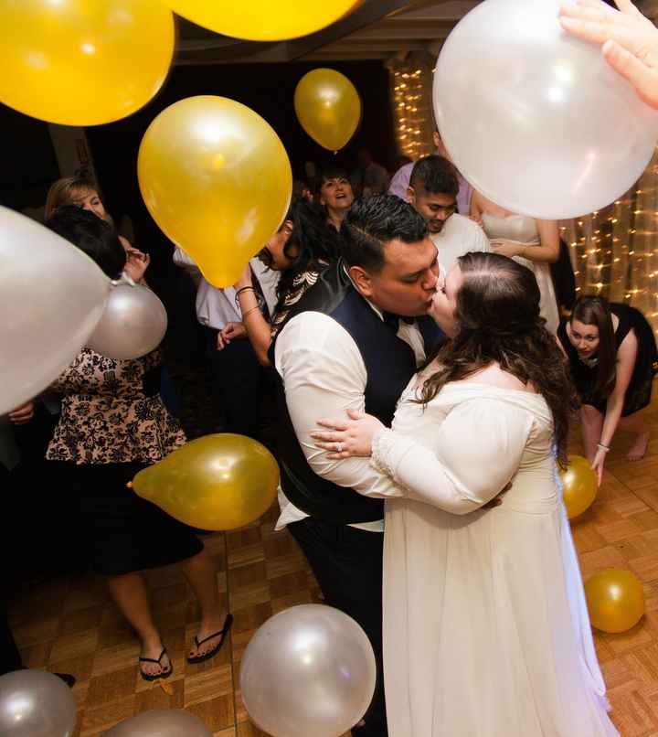 PRO BAM (finally! sorry I'm a little late!) plus size bride :)