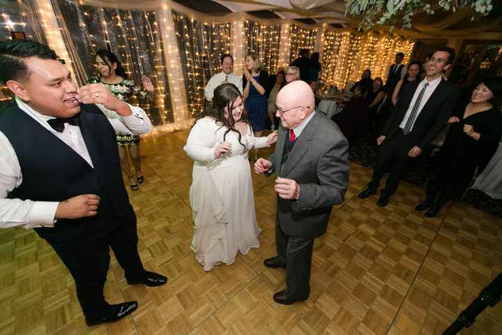 PRO BAM (finally! sorry I'm a little late!) plus size bride :)