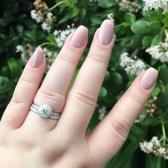 How are you doing your nails?